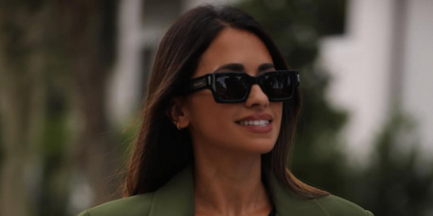 Lionel Messi's wife Antonela Roccuzzo was seen wearing black Saint Laurent SL 572 001 sunglasses in her Instagram post