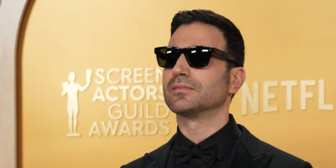 Brett Goldstein was seen wearing black Oliver Peoples N.04 Sun OV5552SU 1731/P2 Polarised square sunglasses to attend the 2025 Screen Actors Guild Awards in Los Angeles