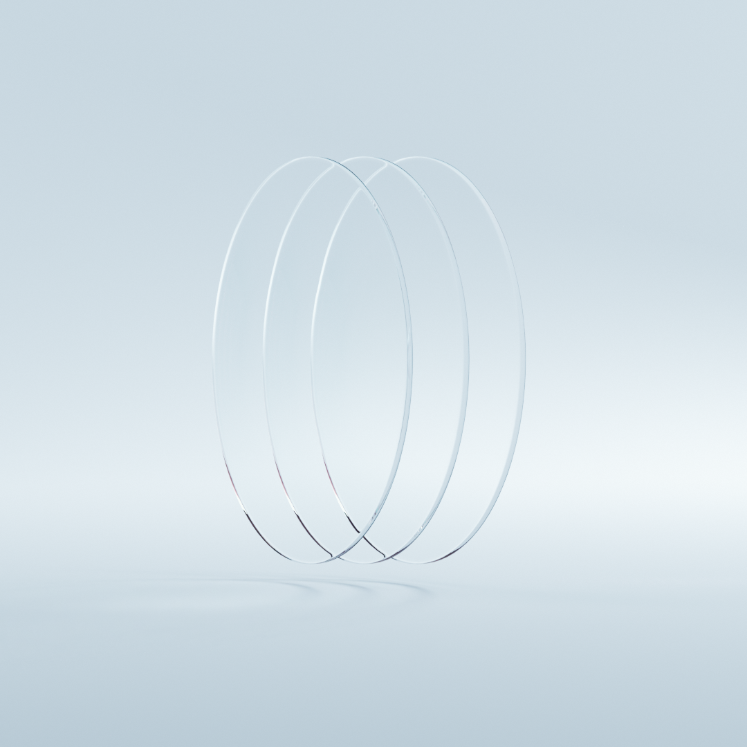 Crizal Sapphire HR clear lens packshot