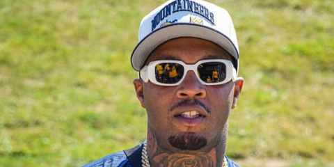 Former American football player Tavon Austin was seen wearing white Prada PR 17WS 1425S0 Symbole sunglasses in his Instagram post, September 2025.