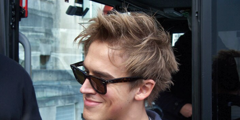 Tom Fletcher of McFly was seen wearing tortoiseshell Ray-Ban Wayfarer 2140 902/57 Polarised sunglasses with brown lenses